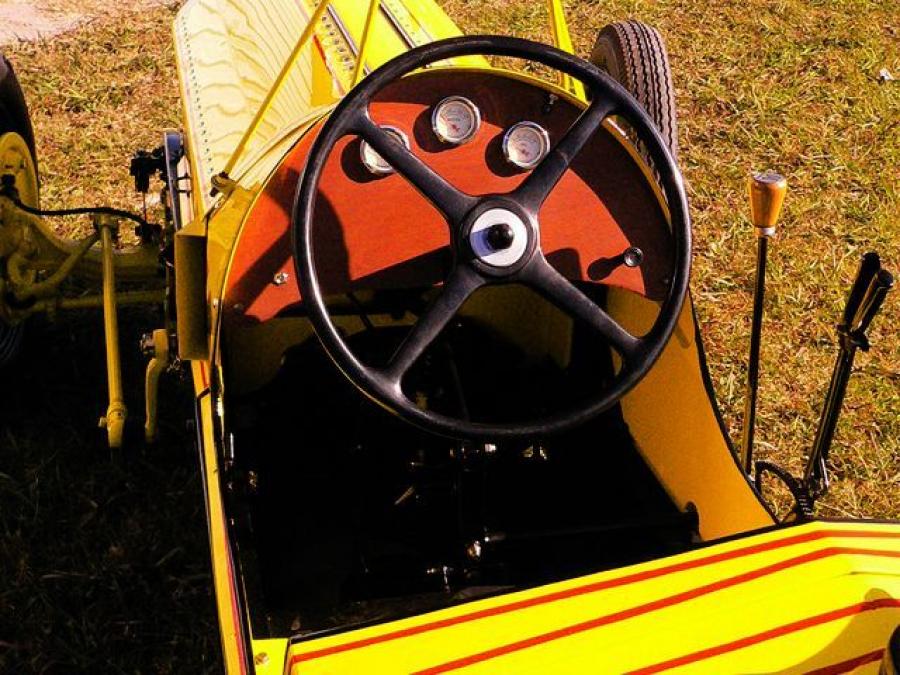 Интерьер Marmon Wasp 1911 года  (фото 13 из 17)